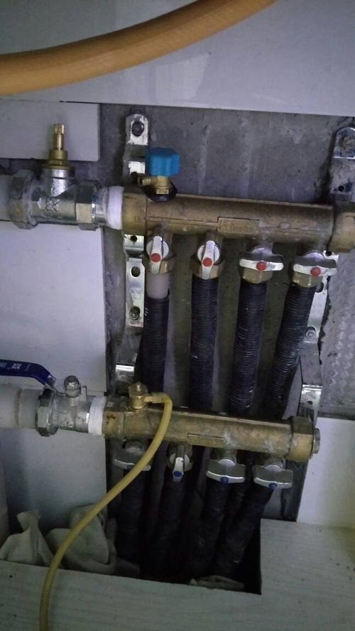 北京朝陽(yáng)區(qū)地暖清洗與分水器維護(hù)指南 專(zhuān)業(yè)電話(huà)服務(wù)解析